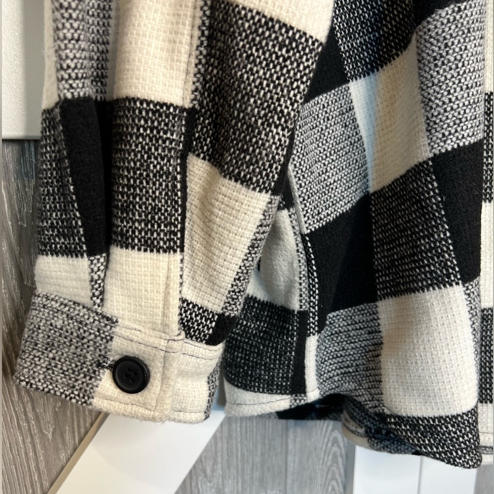 162. RDI Buffalo Plaid Shirt Jacket from Nordstrom Women’s 3X in Cream Plaid - Picture 6 of 9